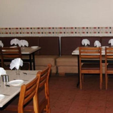Hotel Radiance Bhilwara Exteriör bild